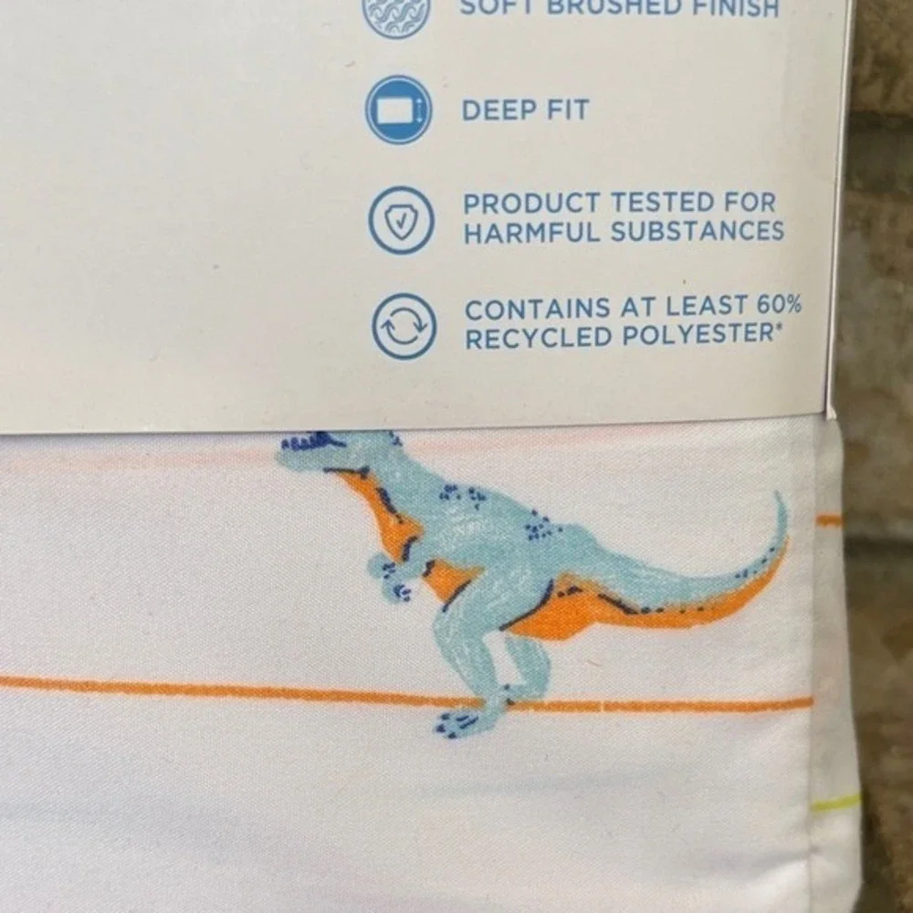 The Big One Kids Dinosaur Full Sheet Set T-Rex, Pterodactyl Multicolor NWT